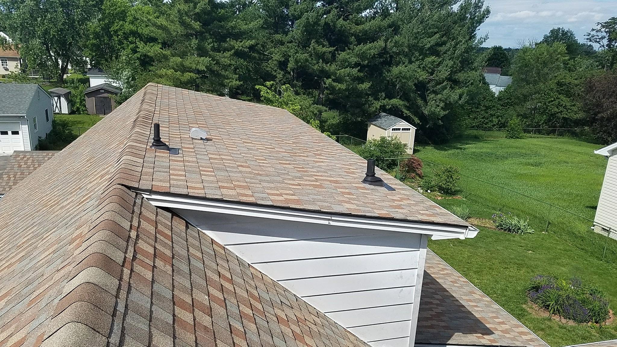 Jesus Roofing LLC professional roofing services